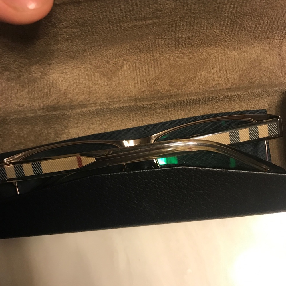 Burberry eyeglasses - Picture 6 of 8